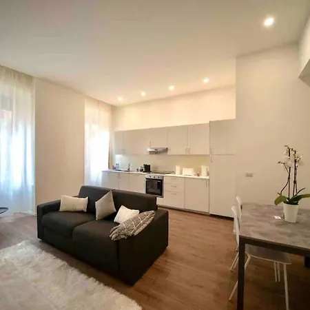 Apartment In Brera