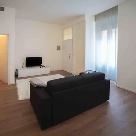 Apartment In Brera